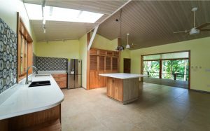 panama-colon-island-real-estate