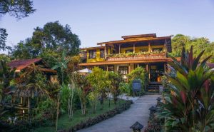 panama-real-estate-hotel-to-buy