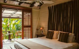 panama-real-estate-hotel-to-buy