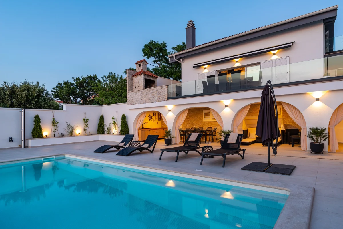 Villa for Sale in Zadar, Croatia USD 1,462,725