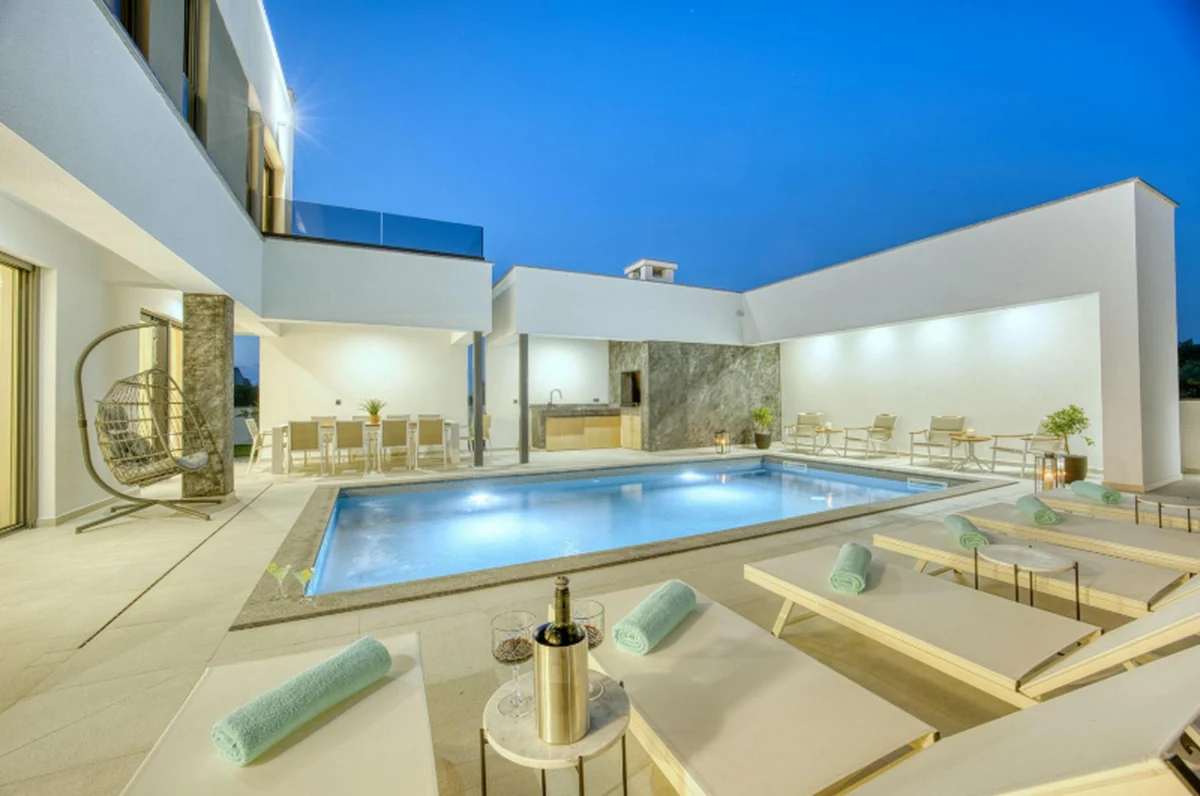 Villa for Sale in Zaton, Croatia USD 1,462,725