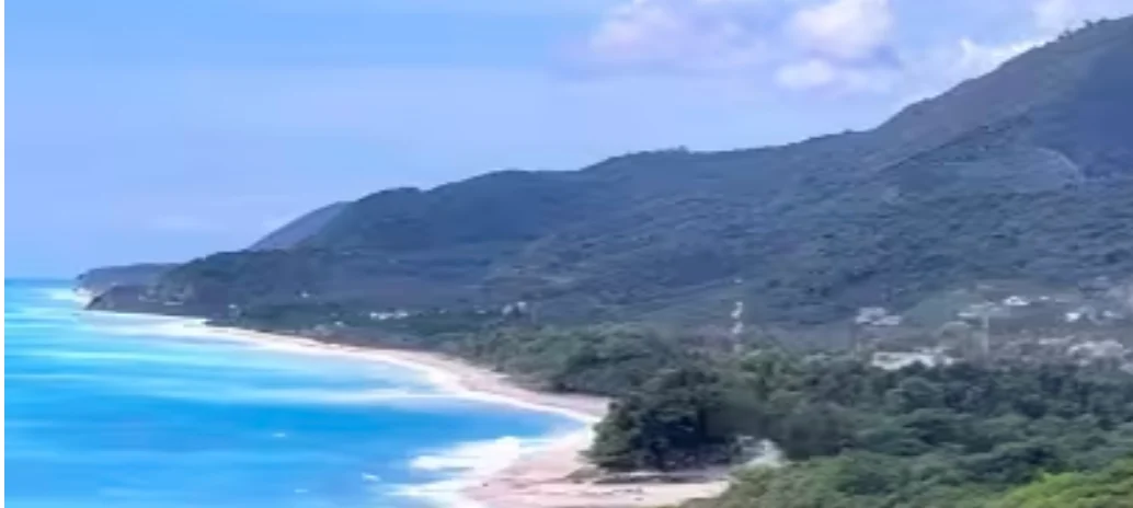 Land for Sale in 81000 Barahona, Dominican Republic USD 1,100,000