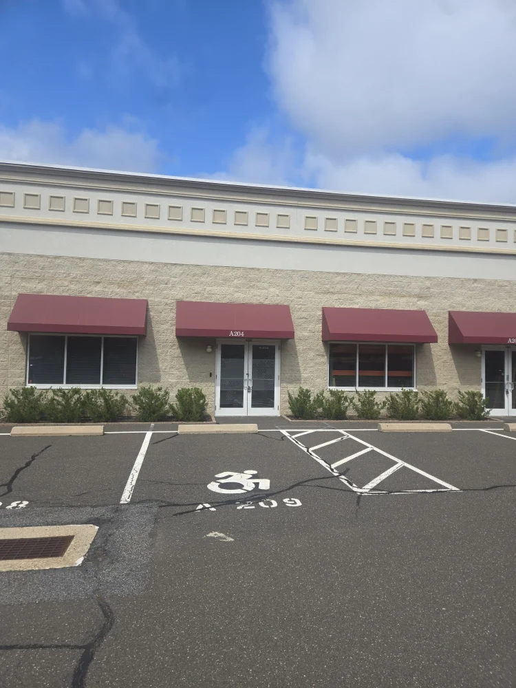 Office for Long Term Rent in 100 Corporate Dr, Trumbull, CT 06611, USA