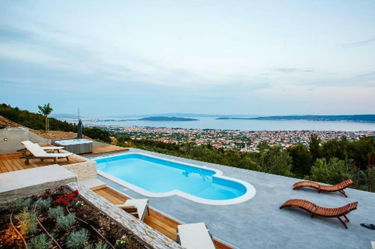 Villa for Sale in Split, Croatia USD 1,500,000