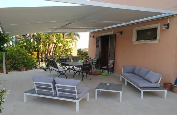 Villa for Sale in Via Pietro Fillioley, 96100 Siracusa SR, Italy USD 630,097