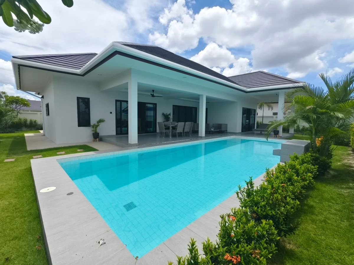 Villa for Sale in Hua Hin 112, Tambon Thap Tai, Amphoe Hua Hin, Chang Wat Prachuap Khiri Khan 77110, Thailand USD 256,000