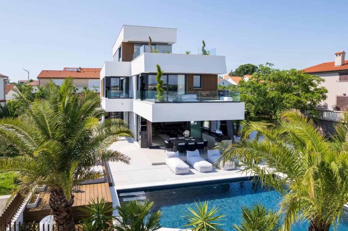 Villa for Sale in Zadar, Croatia USD 3,319,261