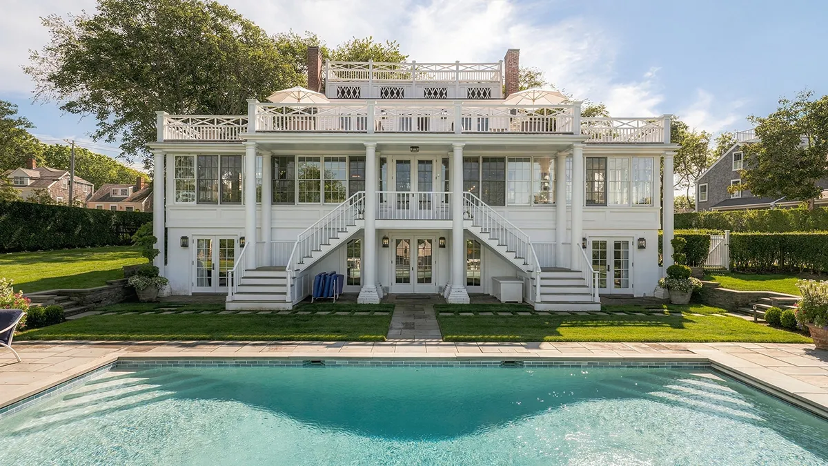 This $32 Million Greek Revival Home on Nantucket Dates to the 1830s