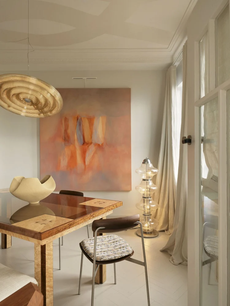 The Gentleman by YSG Studio: A 1929 Potts Point Apartment Built for Two Very Tall People.
